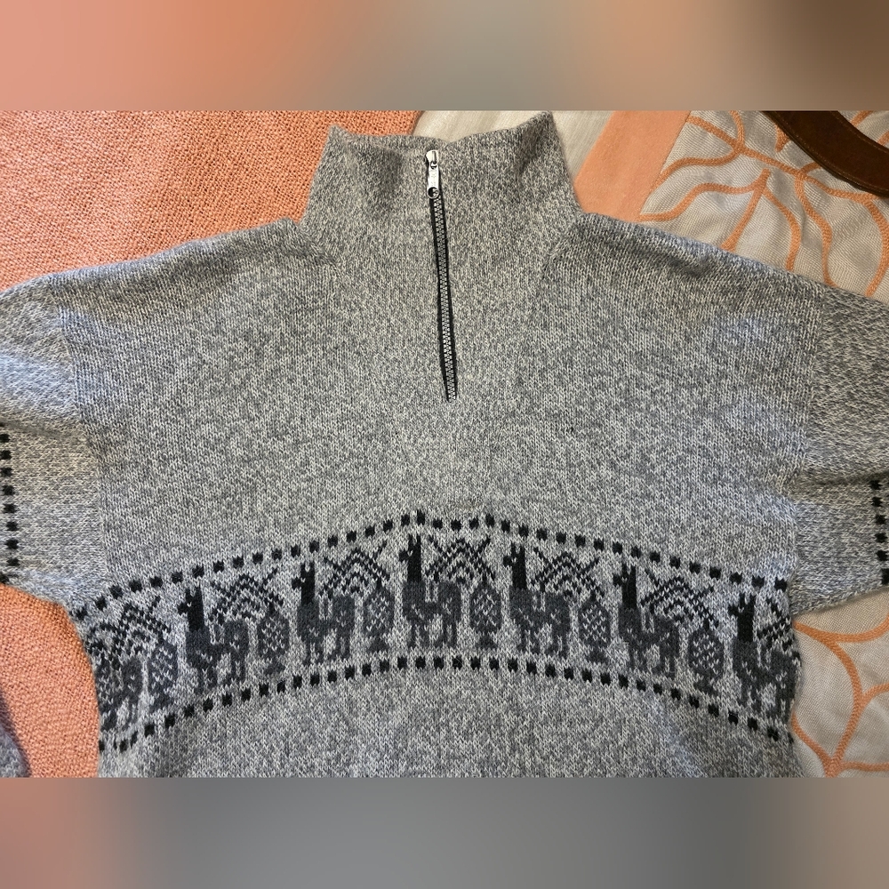 Alpaca Sweater - Picture 3 of 12